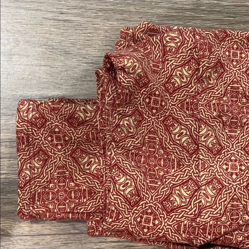 ✨{Like NEW} LuLaRoe ‘Subtle & Chic’ Leggings✨